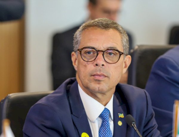 Governo Mitidieri dá mais um passo rumo ao endividamento do Estado; SEFAZ abre propostas de bancos para contratação de credito de R$ 350 milhões