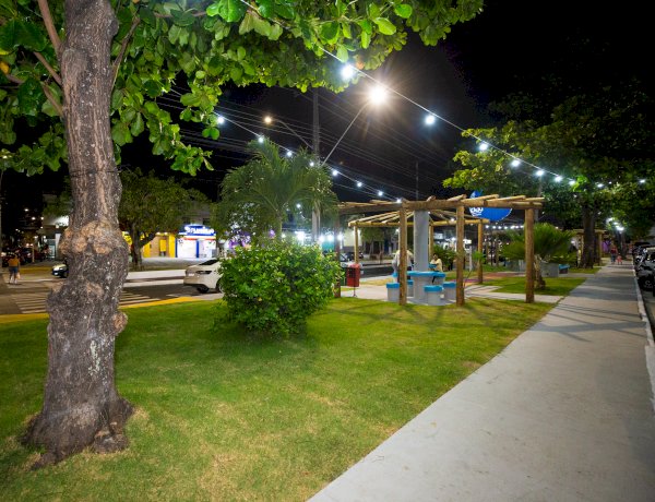 População comemora entrega das obras das Avenidas Visconde de Maracaju e Juscelino Kubitschek