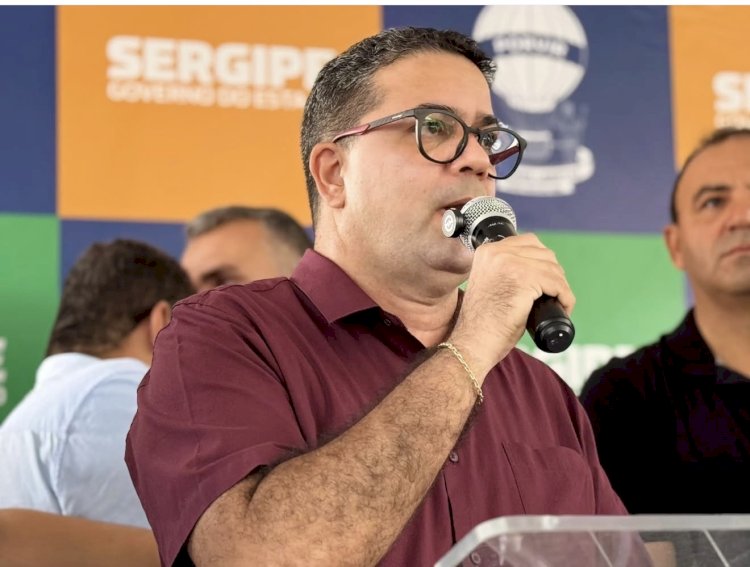 No Dia da Lagartinidade, historiador e membro da Academia Lagartense de Letras, Claudefranklin Monteiro, cobra devolução do Grupo Escolar Sílvio Romero à cultura lagartense