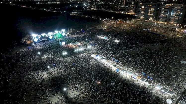 Gestão Emília Corrêa realiza o maior Réveillon da história da capitaț: a prefeita que, supostamente, ia acabar com as festas, está fazendo •s maiores e melhores de Araca u