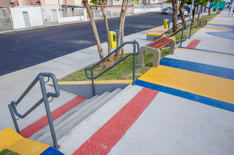 Prefeitura inaugura urbanização do calçadão da Avenida Augusto Franco e moradores aprovam novo espaço